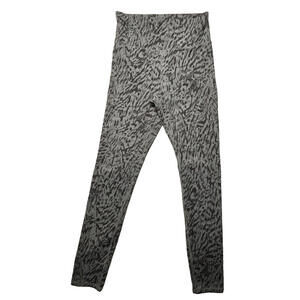 GAP Fit Studio Sky High Gray Animal Print Leggings Active Wear Women's  SZ SMALL